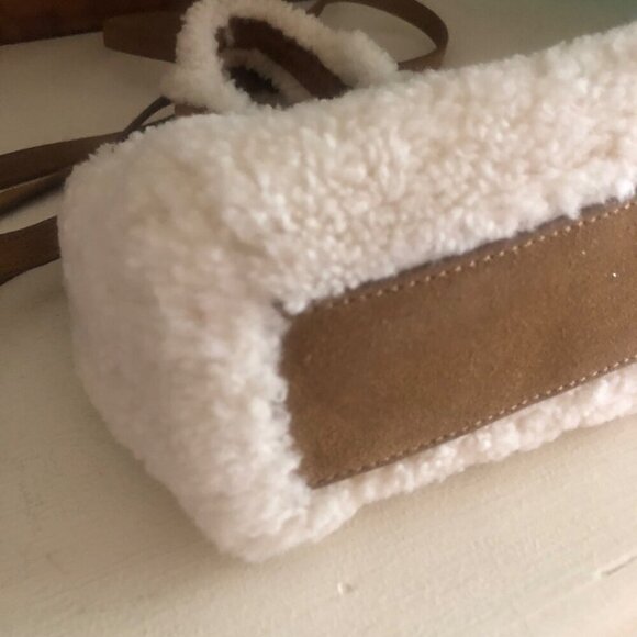 TELFAR X UGG Small Shoppers Bag Shearling Tote Chestnut & Natural - Picture 8 of 16